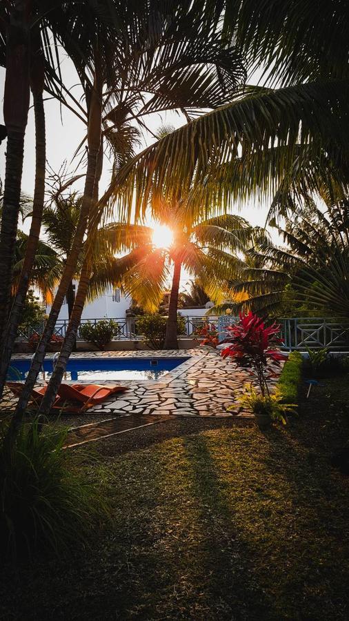 Marisa Residences La Gaulette Luaran gambar